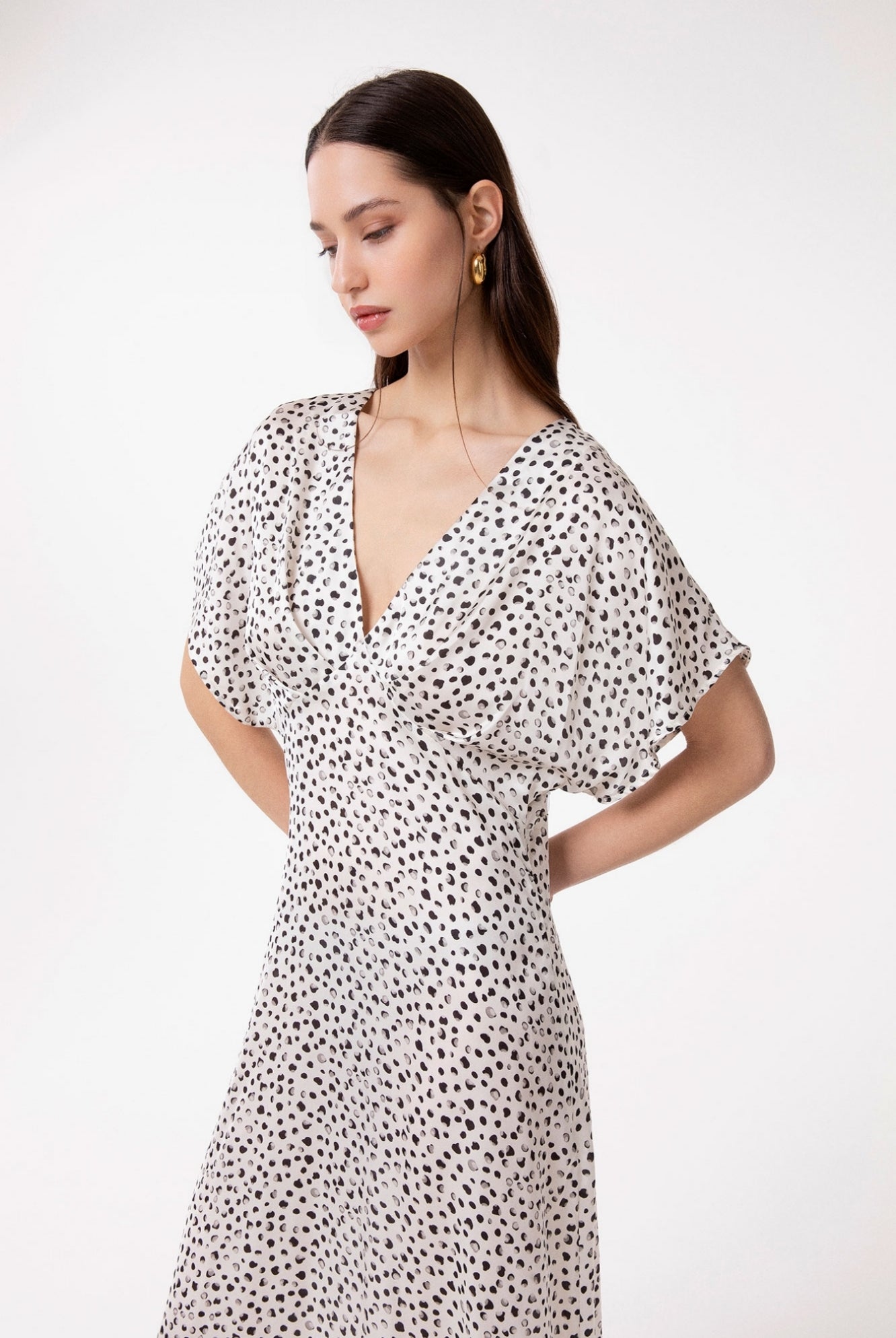 VESTIDO LUNARES