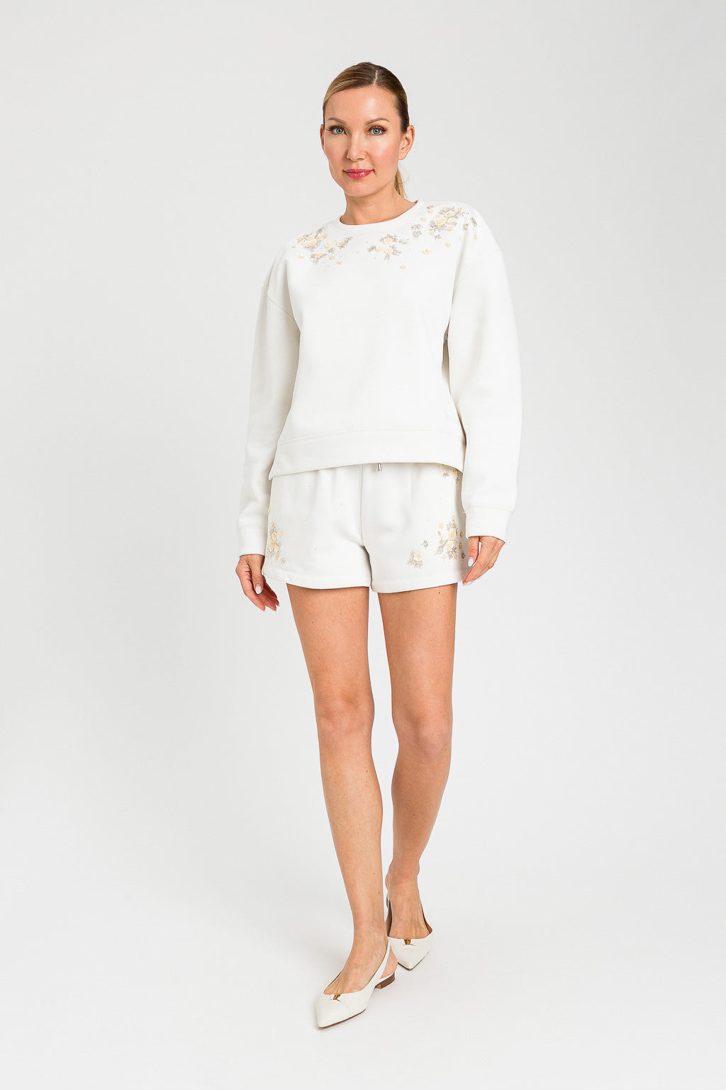 SUDADERA FLORES PASAMANERÍA