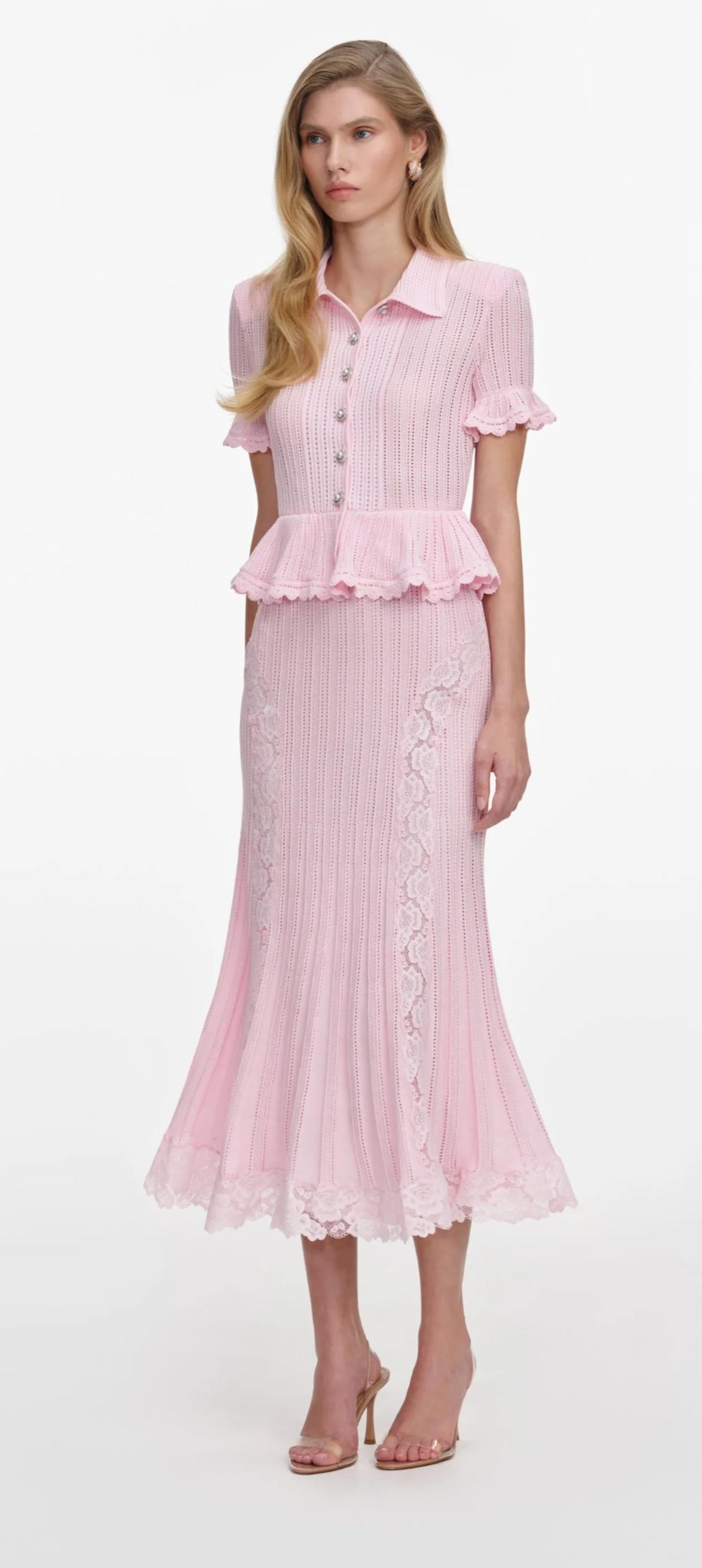 VESTIDO PUNTO CALADO & PEPLUM