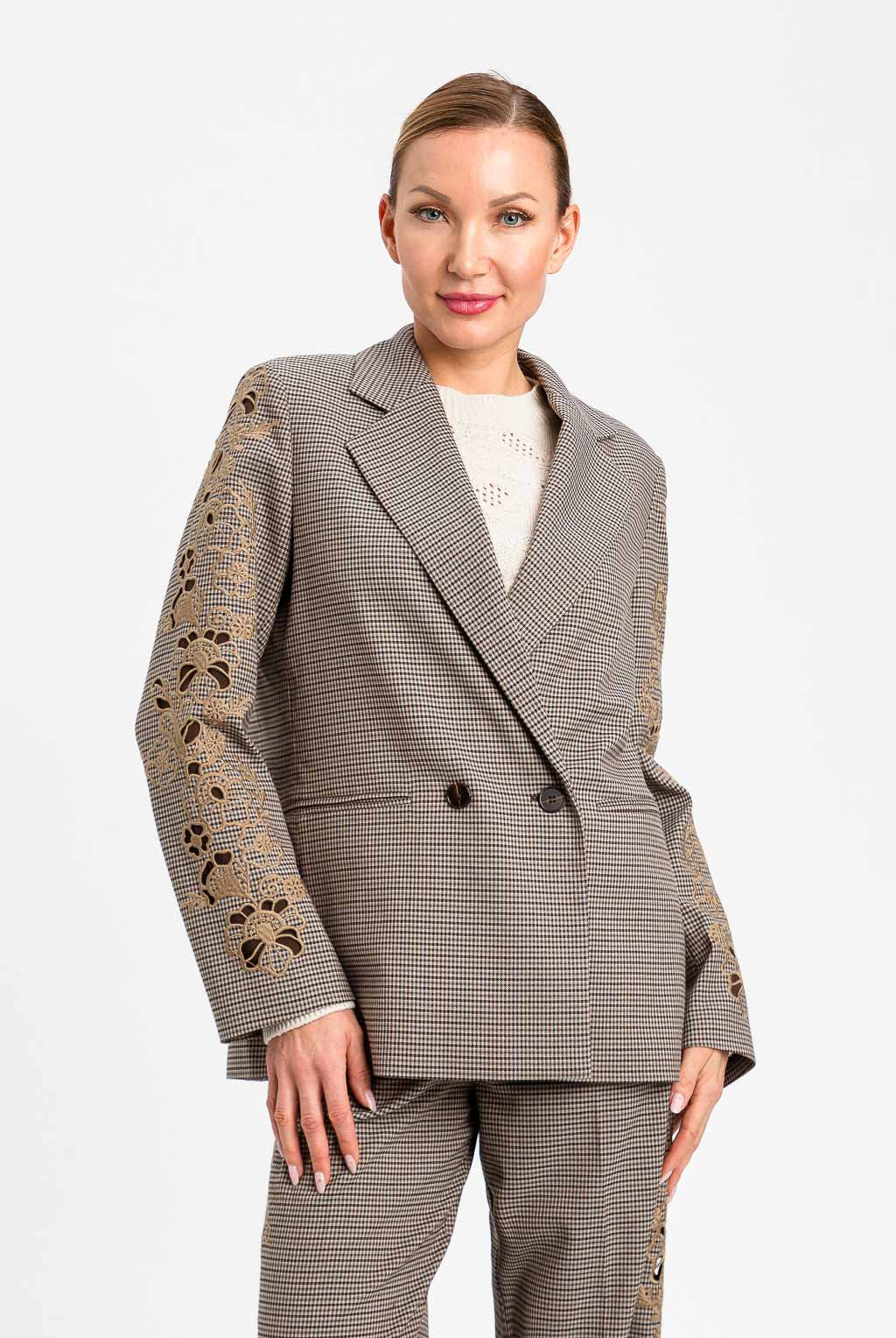 BLAZER MANGA BORDADA