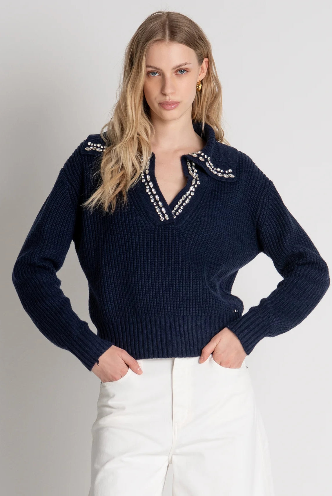 JERSEY CUELLO BRILLO