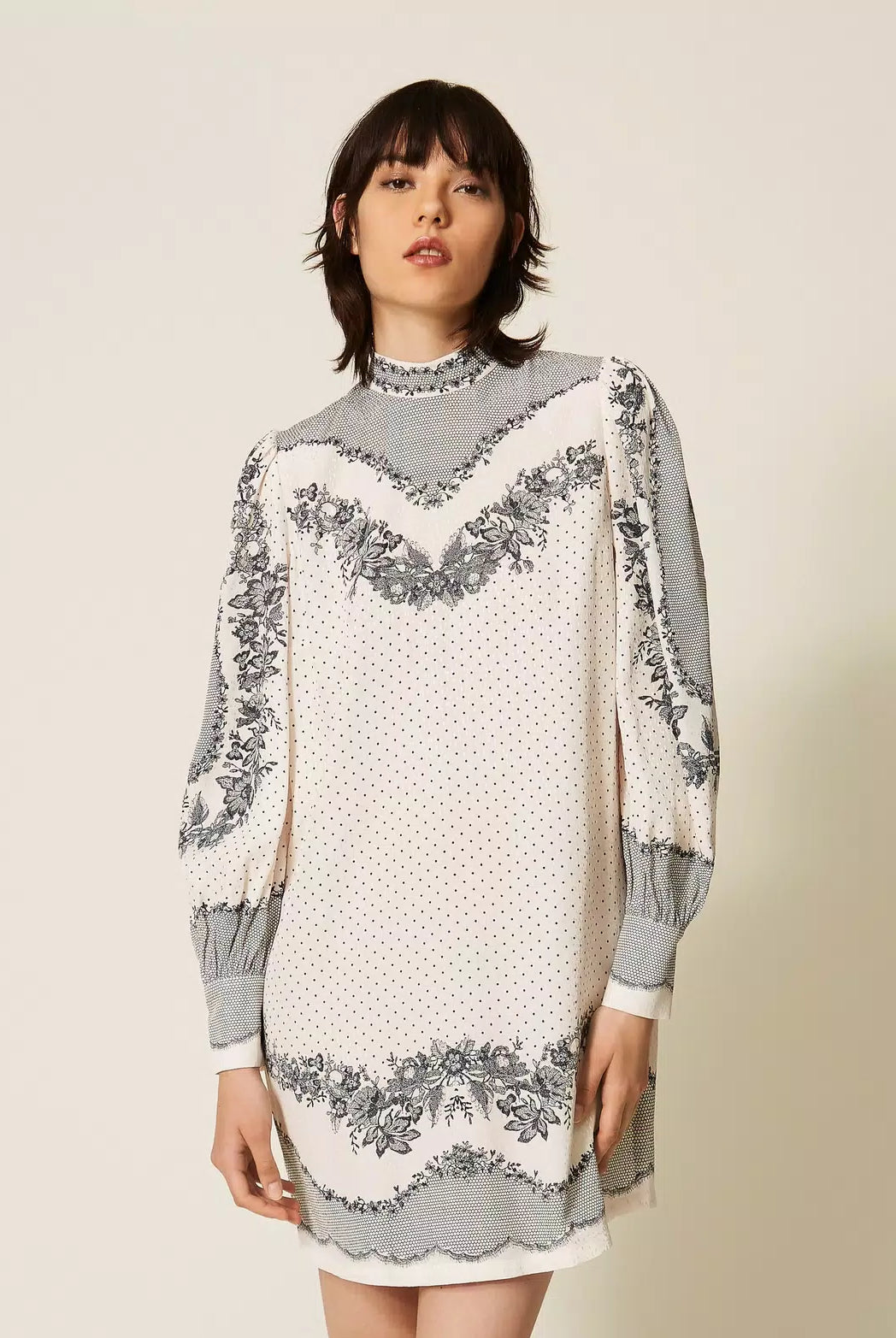 VESTIDO FLORES LUNARES