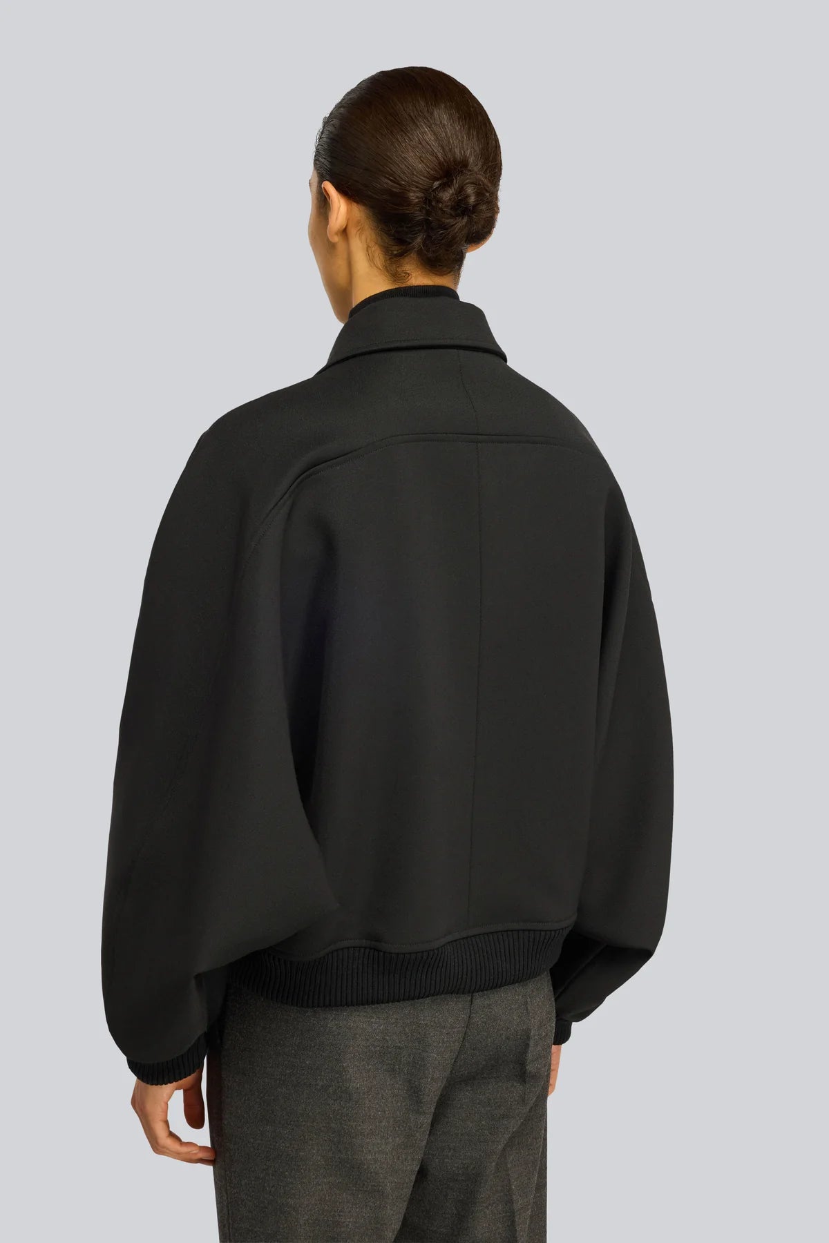 BOMBER CUELLO