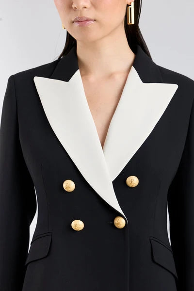 BLAZER CRUZADA NEGRO ICONIC CODE 01