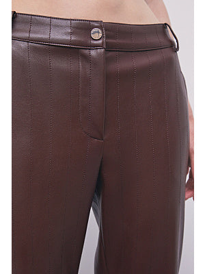 PANTALÓN ECOPIEL COSTURAS