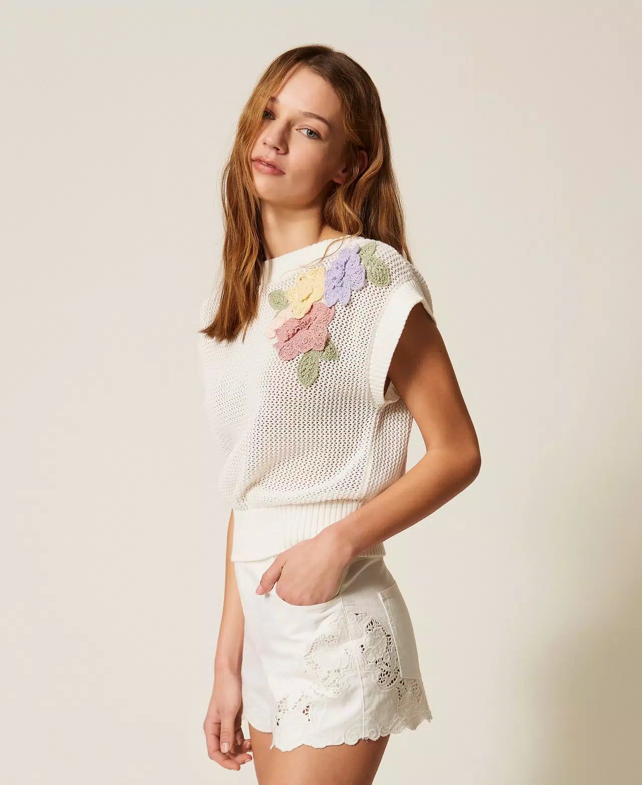 TOP FLORES CROCHET