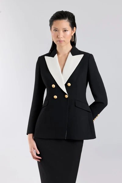 BLAZER CRUZADA NEGRO ICONIC CODE 01