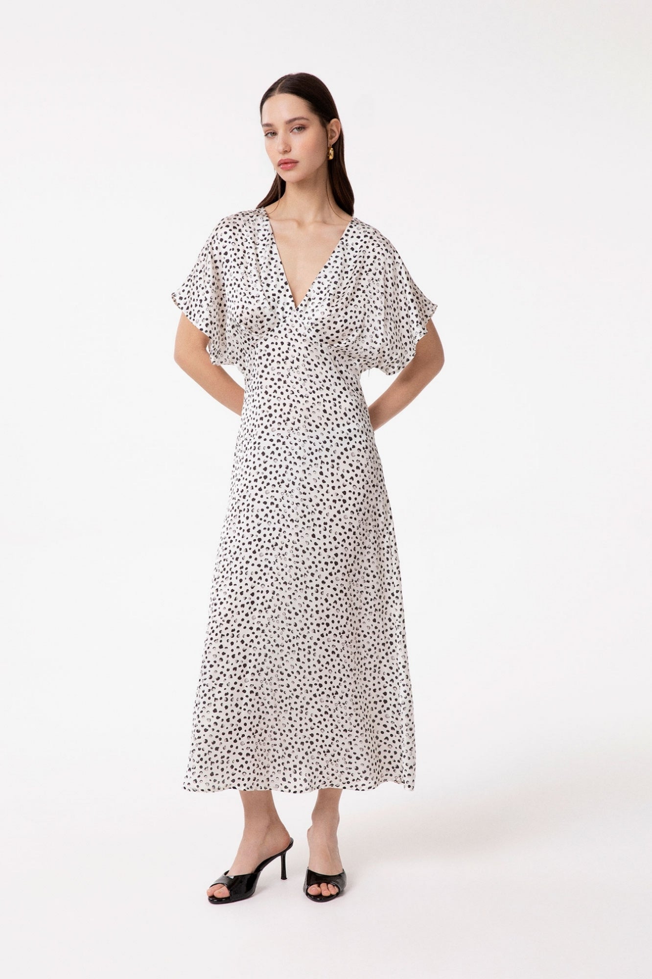 VESTIDO LUNARES