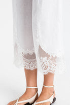 PANTALÓN BAJO BORDADO