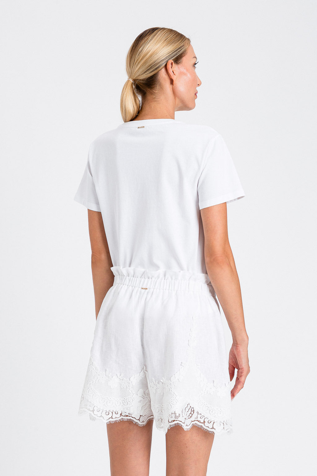 SHORT BORDADO