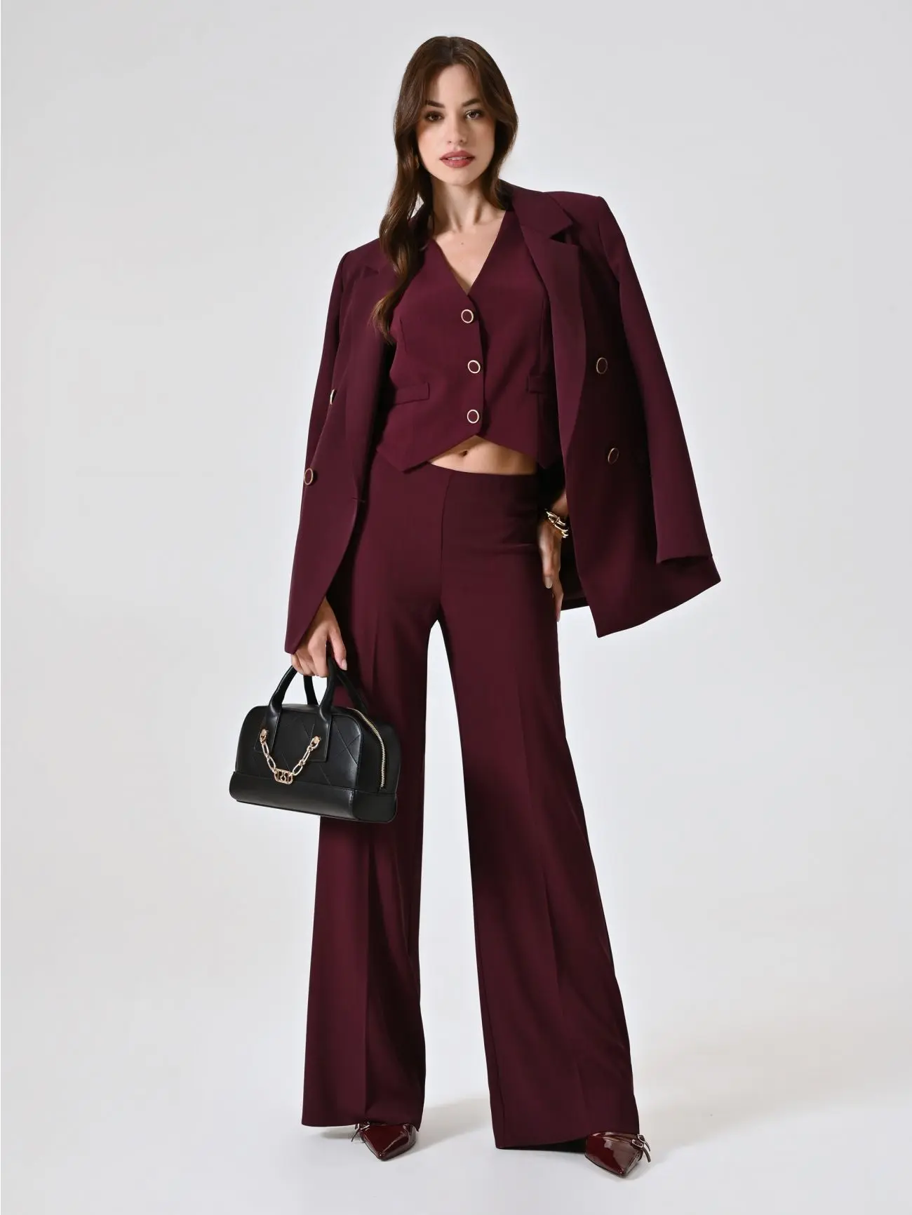 PANTALÓN BORDE