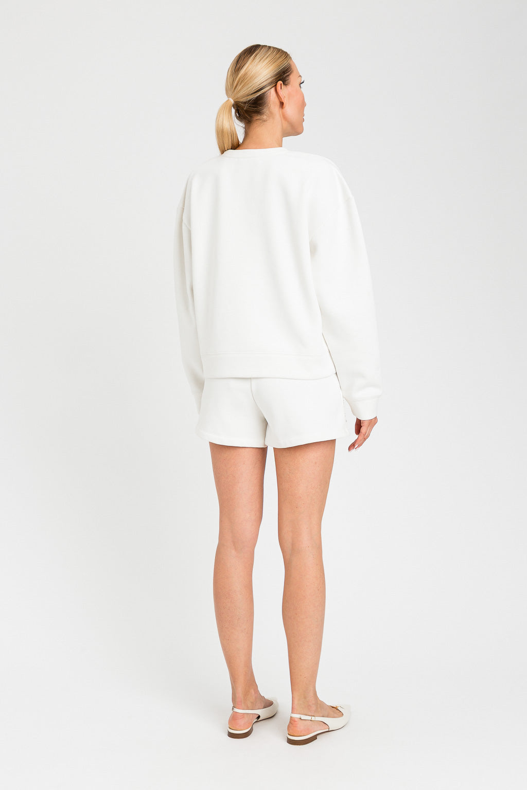 SUDADERA FLORES PASAMANERÍA