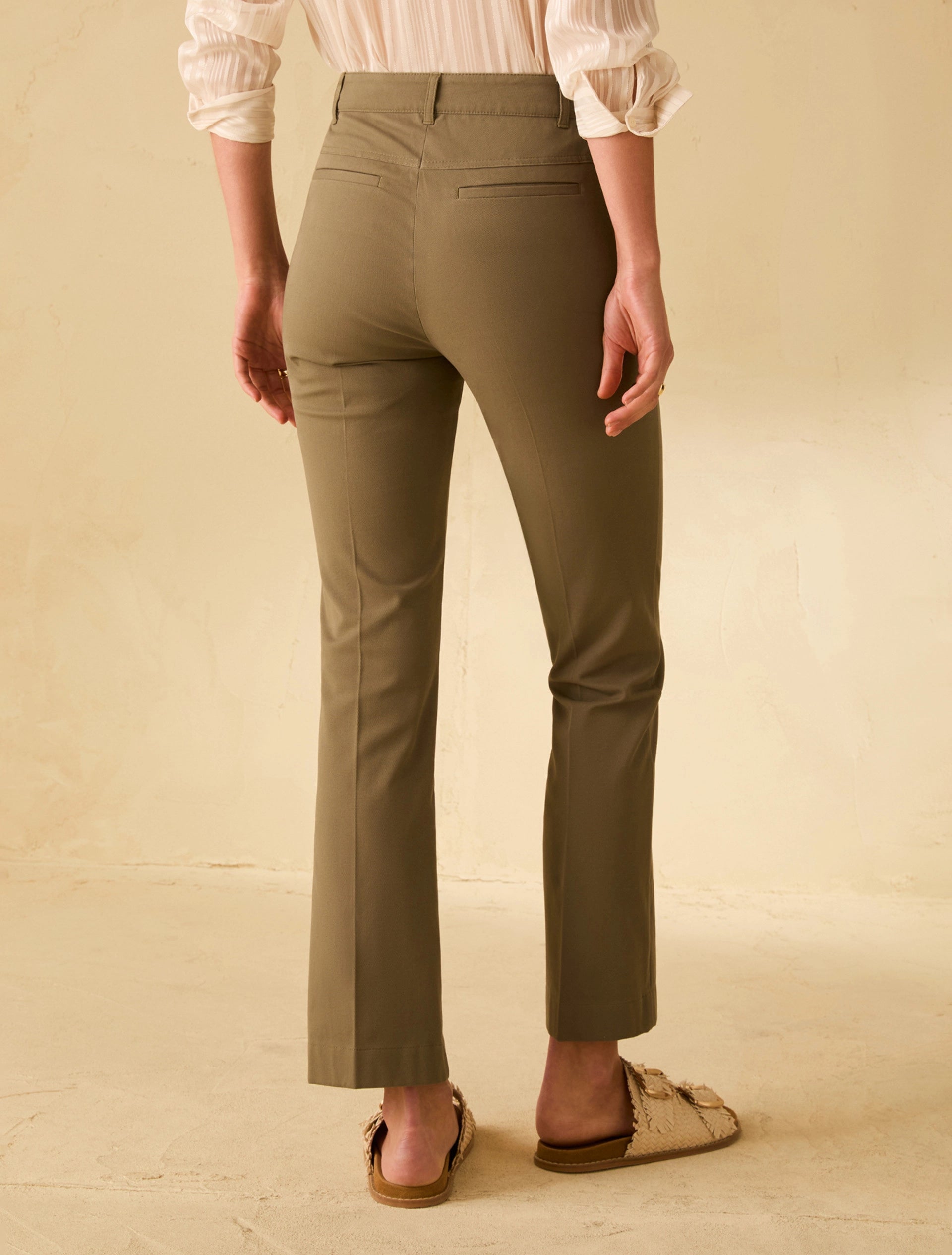 PANTALÓN FLARE