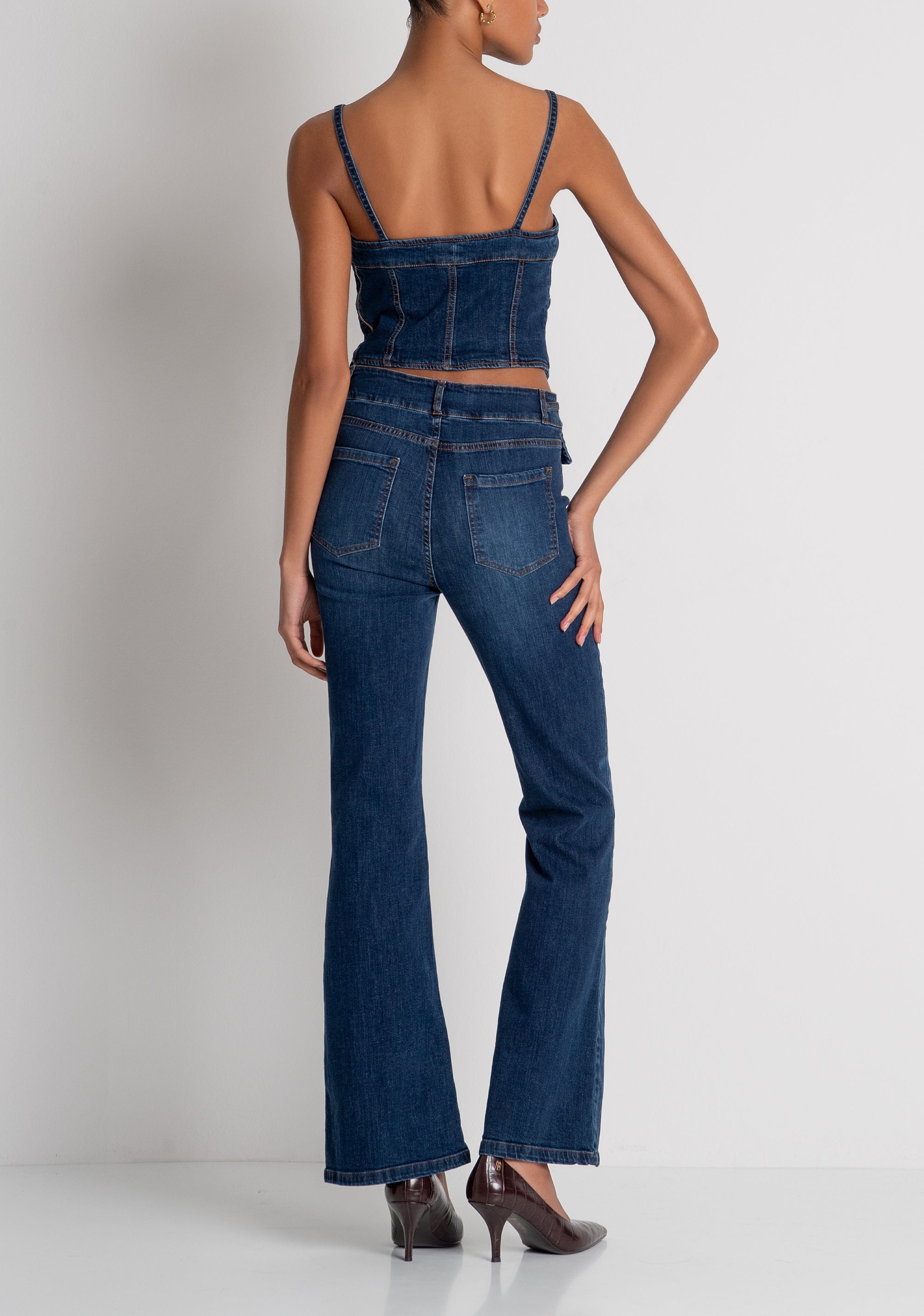 JEANS ADORNO CINTURA 