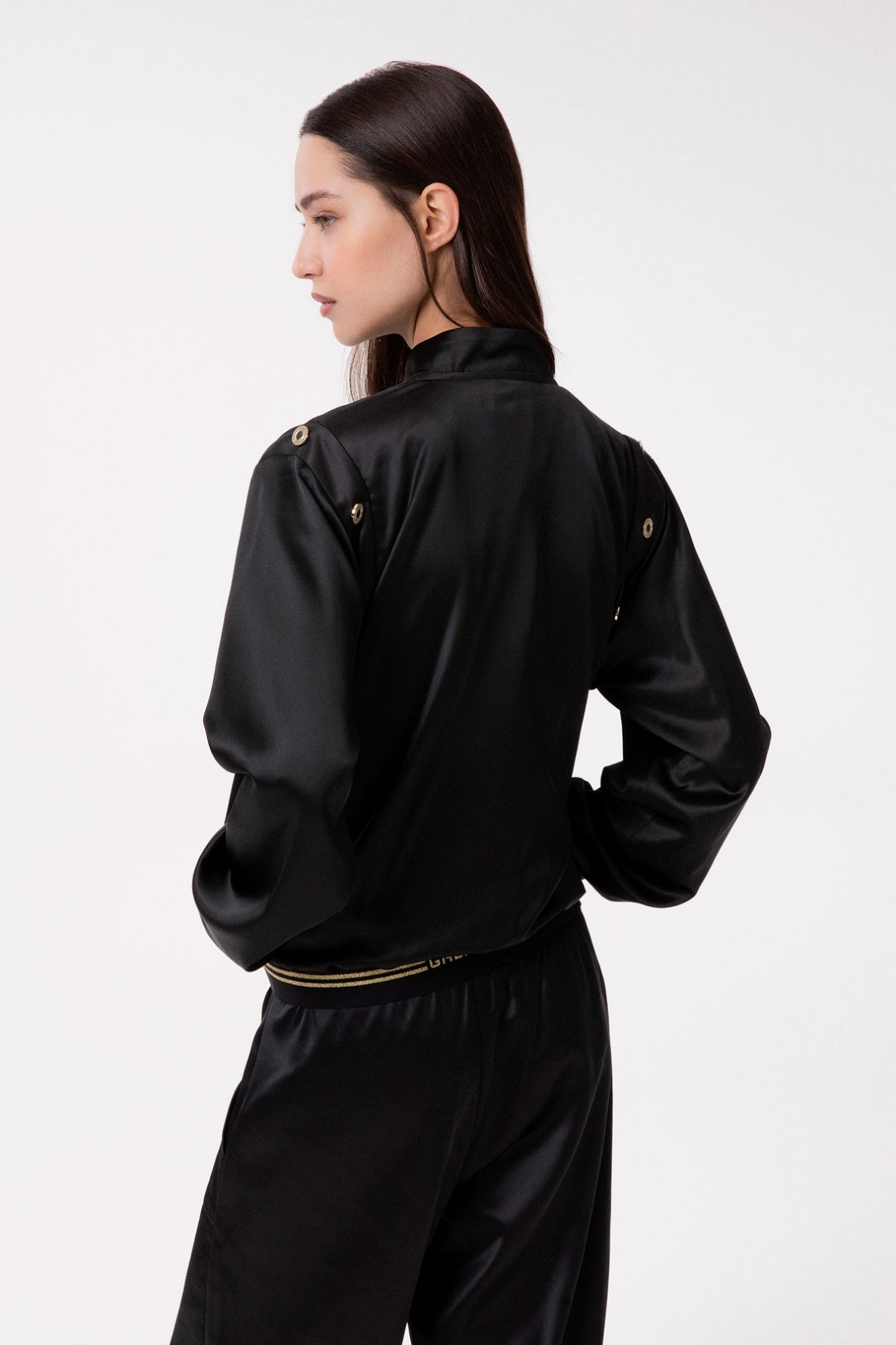 BOMBER APERTURA