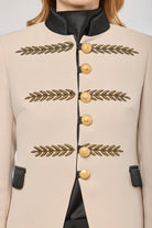 BLAZER CORTA BORDADA BEIGE RENATA