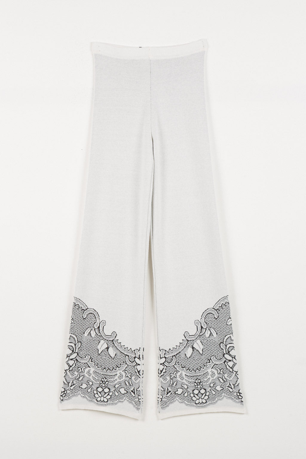 PANTALÓN BORDADO