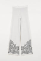 PANTALÓN BORDADO