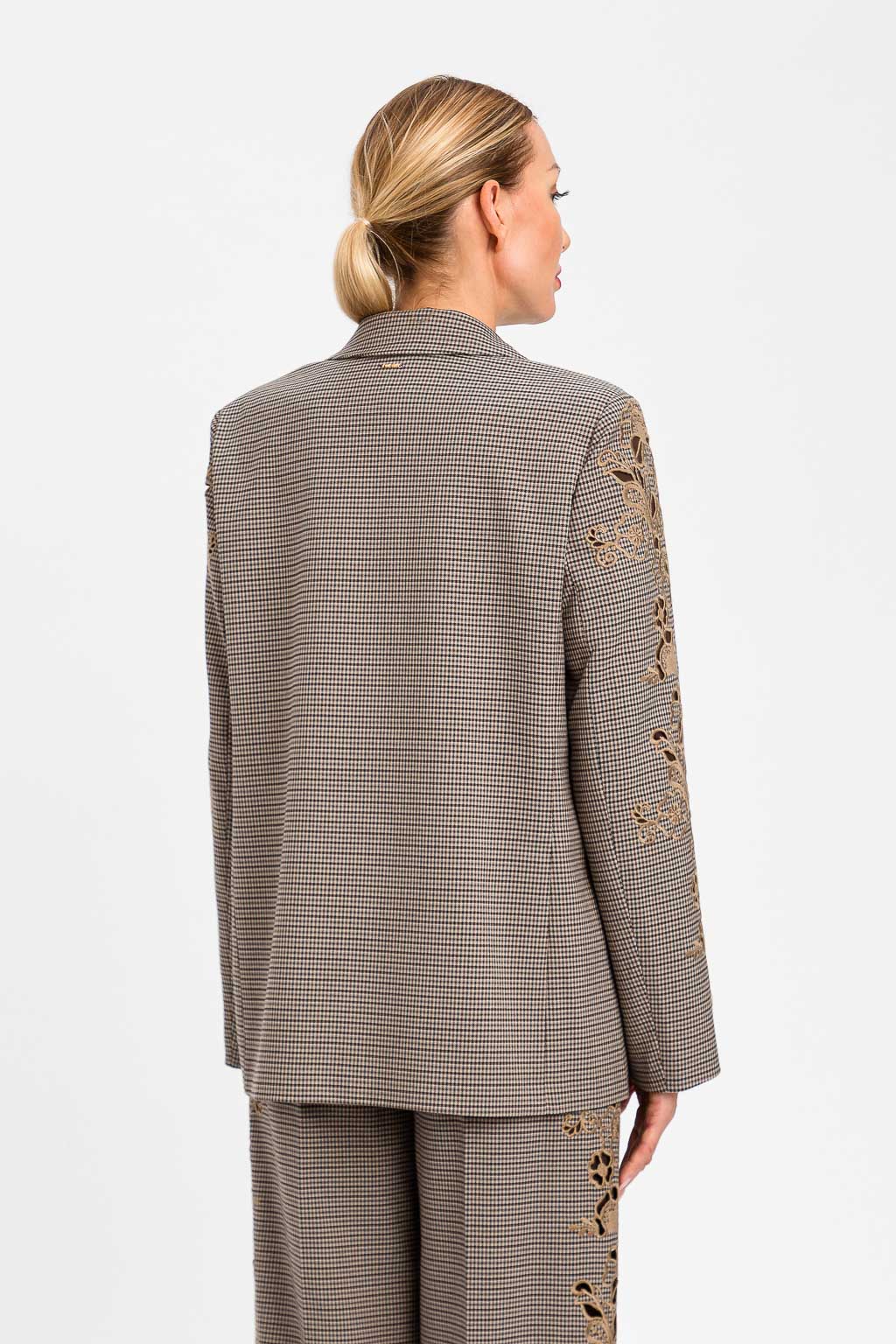 BLAZER MANGA BORDADA