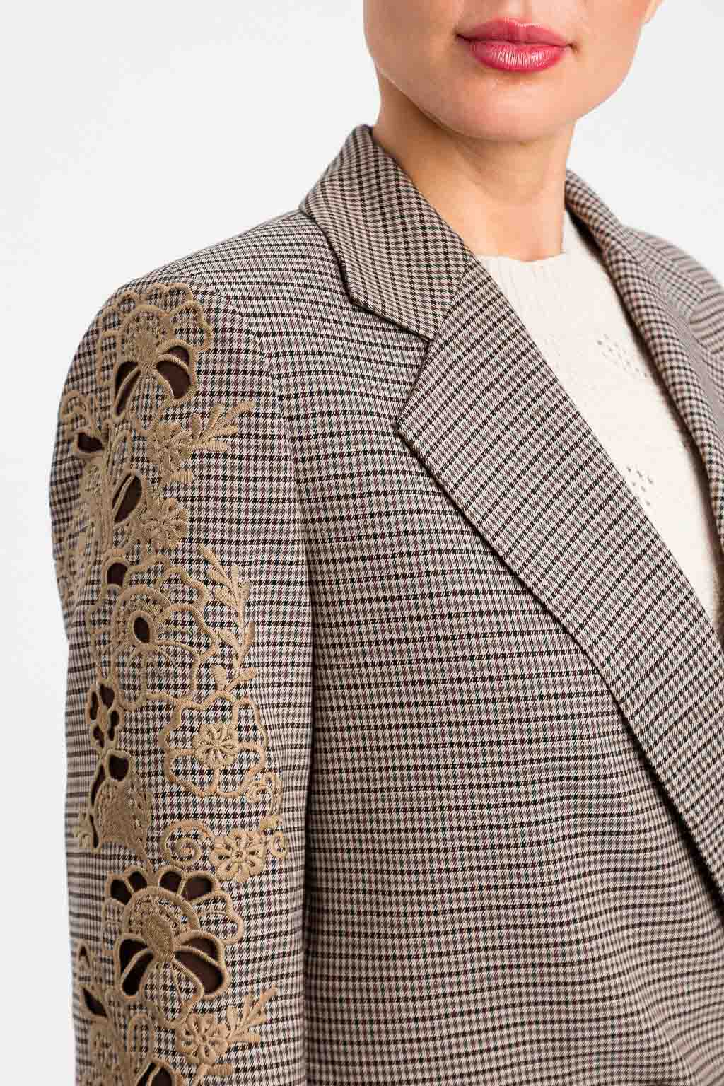 BLAZER MANGA BORDADA