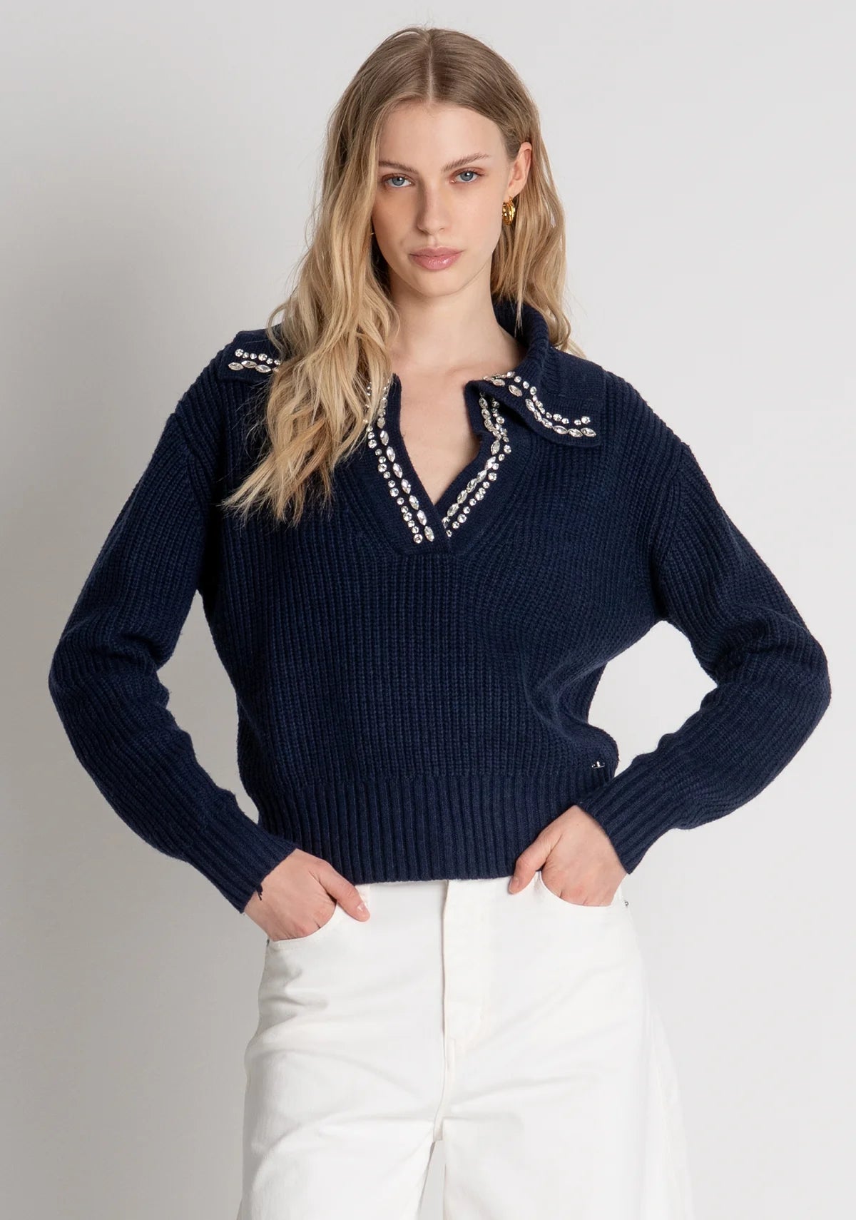JERSEY CUELLO BRILLO