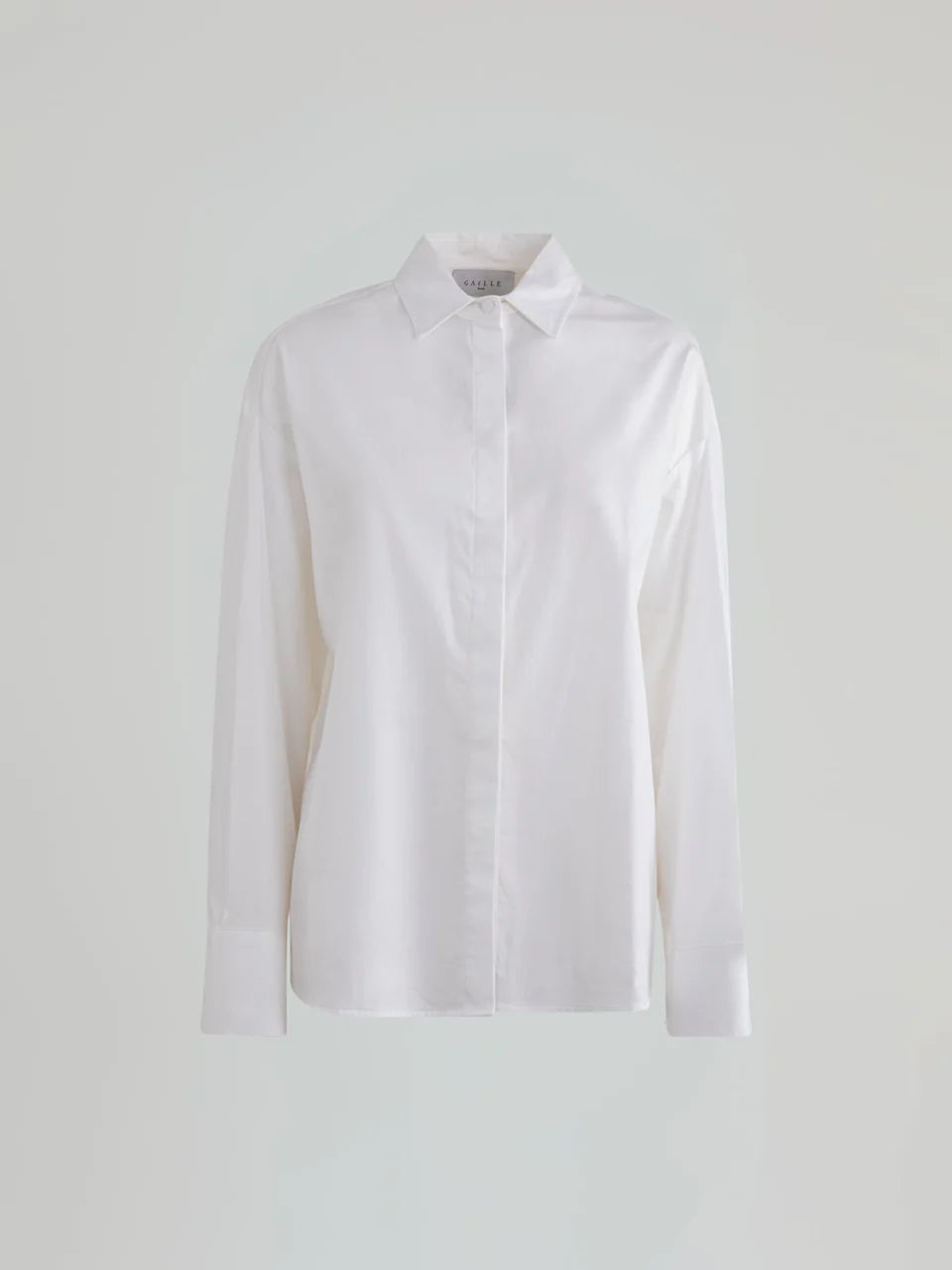 CAMISA REGULAR CON LOGO STRASS