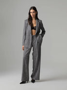 PANTALÓN DOBLE PINZA LENTEJUELAS