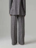 PANTALÓN DOBLE PINZA LENTEJUELAS