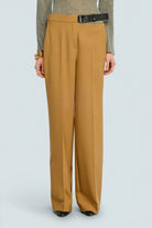 PANTALÓN HEBILLA CINTURÓN