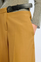PANTALÓN HEBILLA CINTURÓN