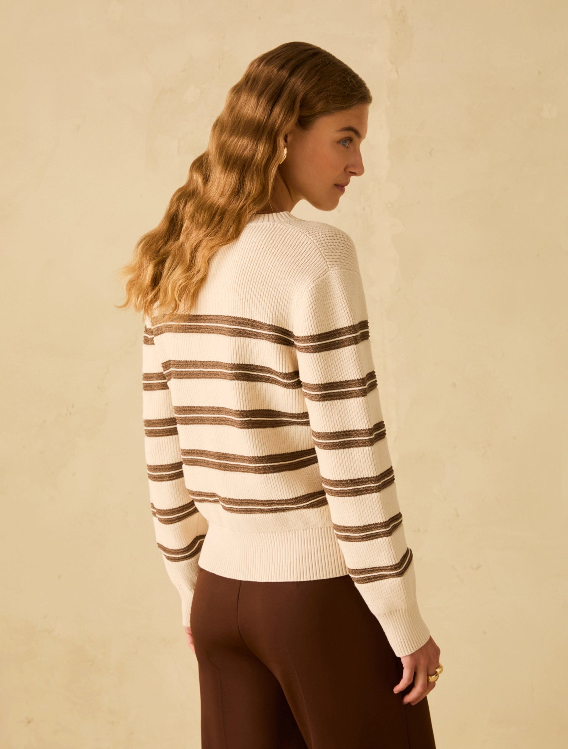 JERSEY CON DETALLE HOMBRO BOTONES