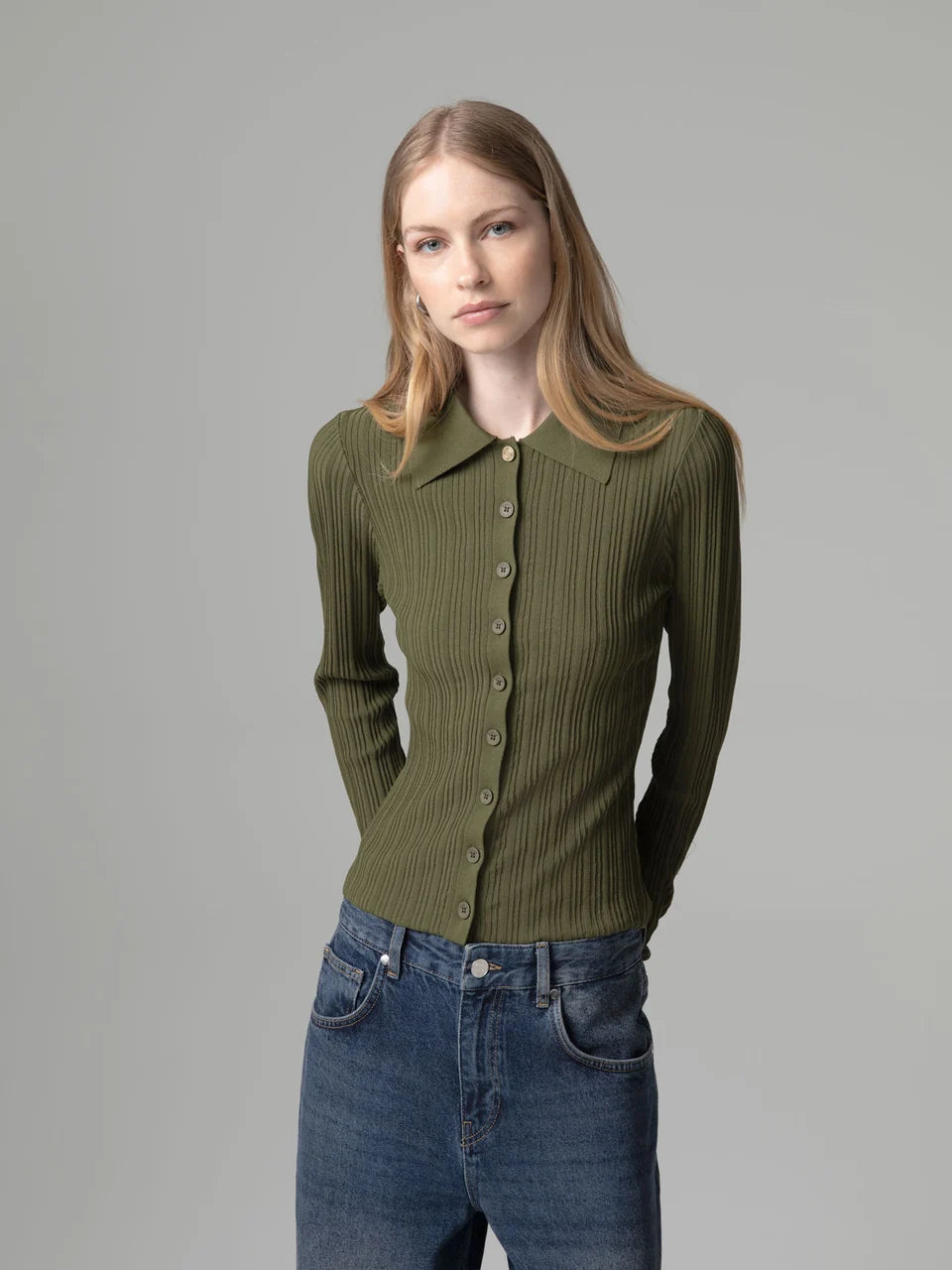 CARDIGAN CUELLO