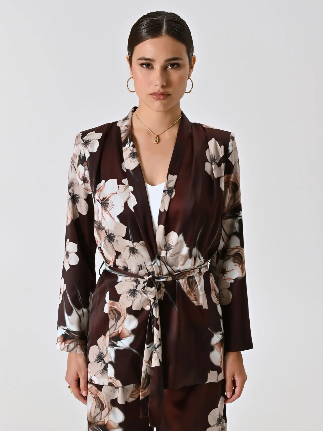 KIMONO FLORES BOR