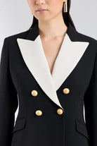 BLAZER CRUZADA NEGRO ICONIC CODE 01