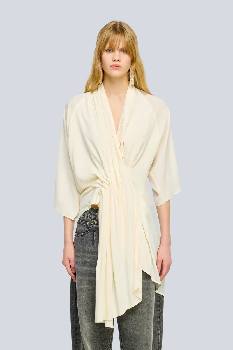 BLUSA PLISADO DELANTERO