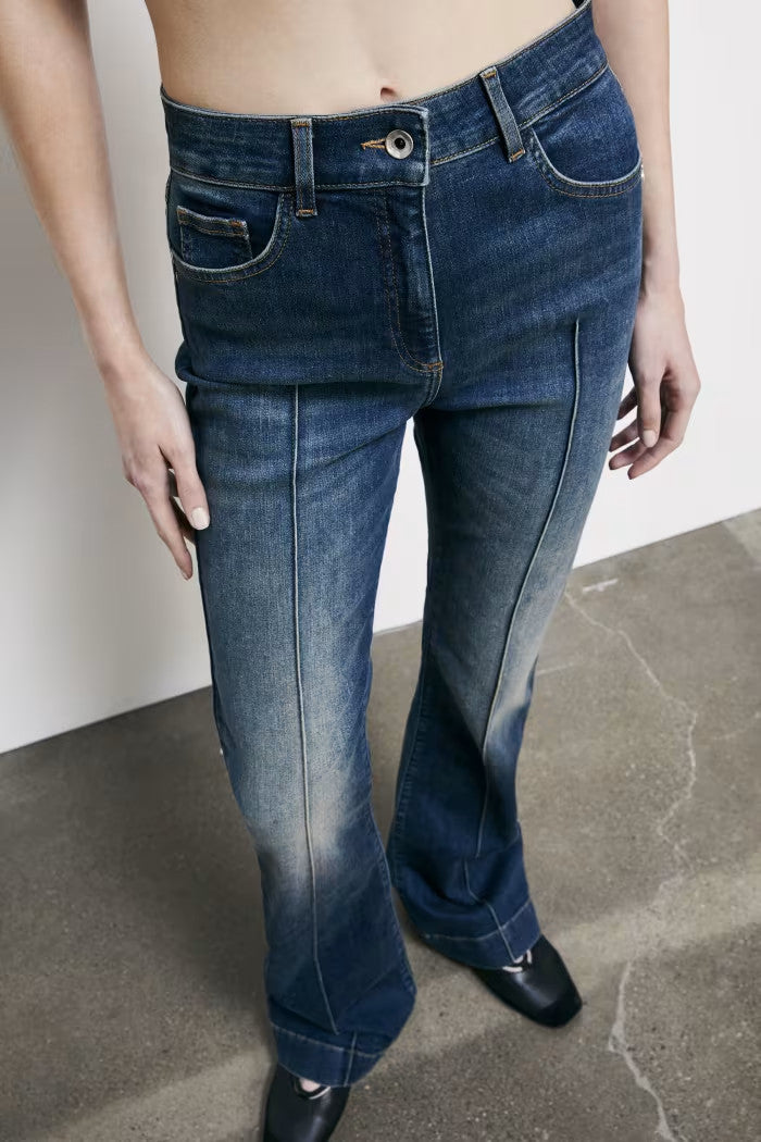 JEANS FLARE COSTURA